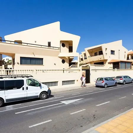 Дом отдыха Medano Townhouse *